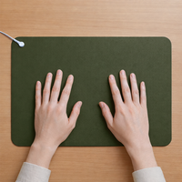 Tapis de mise à la terre vert 1 mm ultra-fin haute résistance, conducteur antistatique avec conception anti-plis pour utilisation sur bureau
