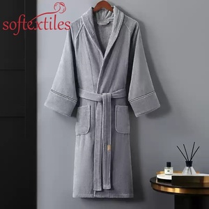 Peignoir en coton pour hôtel et spa, peignoir unisexe en velours coupé, peignoir de luxe personnalisé pour hommes et femmes - Product Image 4