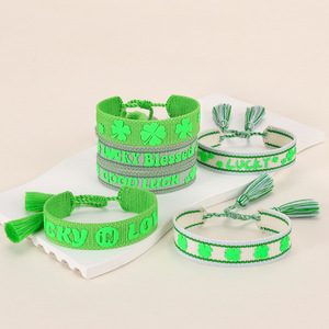 Vente chaude européenne américaine créative à la main trèfle à quatre feuilles tissé Bracelet diamant embelli papillon forme gland corde - Product Image 4