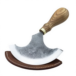 Cuchillo de media luna de acero al carbono forjado a mano, herramienta para fijar cuerdas con funda de cuero - Product Image 3