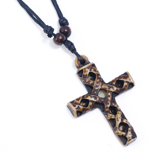 Ingrosso nuova zelanda Maori collana tribale gioielli in resina hawaiana intagliata Tune Fish Bone gancio collana pendente per gli uomini - Product Image 6