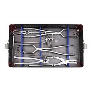 Kit d'instruments chirurgicaux orthopédiques pour la reconstruction pelvienne, la réduction des fractures et la fixation des plaques osseuses en cas de traumatismes pelviens et acétabulaires - Product Image 3