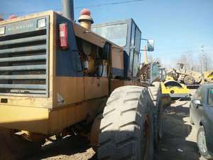 Buen estado usado niveladora Komatsu GD605 para la venta en Shanghai buena calidad precio barato máquina hidráulica marca japonesa - Product Image 4