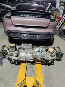Tutti i Ricambi Usati per <span class=keywords><strong>Porsche</strong></span> <span class=keywords><strong>TAYCAN</strong></span> - Product Image 5