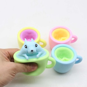 20 Estilos de Juguetes Sensoriales Antiestrés de Astronauta, Squishy en Forma de Taza para Adultos, Alivio del Estrés, Silicona y Plástico - Product Image 5