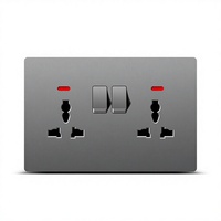 Prise murale multifonctionnelle à trois trous 13A 250V avec ports USB-A et USB-C, ignifuge, blanche, norme britannique
