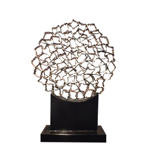 Escultura moderna de hierro forjado irregular hecha a mano para decoración del hogar, sala de estar, oficina, vestíbulo - Product Image 3