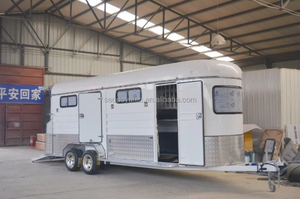 LED照明付き4頭の馬と4頭のポニーのための古典的な馬のトレーラー - Product Image 2