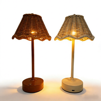Nouvelle lampe de table créative en rotin, style japonais rétro, veilleuse à intensité variable, rechargeable, style d'Asie du Sud-Est, lampe de décoration pour la maison
