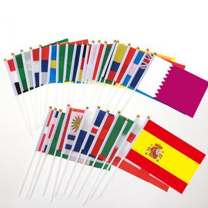 Drapeau national portable à manivelle, 100 % polyester, impression numérique personnalisable, petit drapeau souple à agiter à la main - Product Image 2
