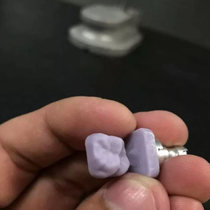 Blocchi di litio disilicato in ceramica al litio disilicato al litio silicato di vetro blocco di ceramica per impiallacciatura Cerec - Product Image 3