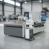 Machine de découpe de carton ondulé entièrement automatique à couteau oscillant pour boîtes en carton à 2, 3, 5 couches