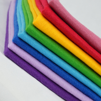 Artisanat DIY, feutre polyester doux coloré pour jouets éducatifs pour enfants