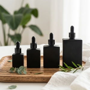 Dispenser Liquido con Finitura Opaca, Tappo Filettato Verticale, Flacone Satinato <span class=keywords><strong>per</strong></span> Siero, Confezione Professionale <span class=keywords><strong>per</strong></span> Skincare, Ordine all'Ingrosso - Product Image 2