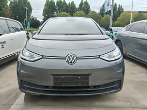Volkswagen ID3 Pure+ Eléctrico Usado del 2022 - Product Image 1