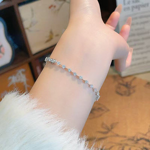 Pulsera con Diamantes Espaciados en Oro Blanco de 18K, Corte Brillante Cultivado en Laboratorio, Certificado IGI, 3.91g, Joyería Fina de Lujo para Mujer - Product Image 4