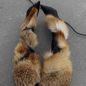 Nuevas Botas Largas de Tacón Fino con Peluche, a la Moda, para Mujer, Estilo Picante, Diseño Puntiagudo, con Cinturón de Cuero - Product Image 2