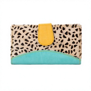 Portefeuille court vintage en cuir véritable avec logo personnalisé 2026 pour femme, porte-cartes RFID bloquant les vols d'informations, porte-monnaie triple pli - Product Image 4