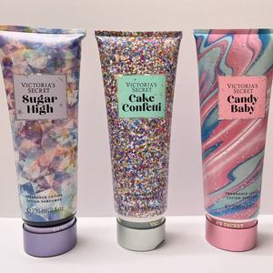 Venta al por Mayor de <span class=keywords><strong>Perfume</strong></span> Original 250ml <span class=keywords><strong>Victoria</strong></span>'s <span class=keywords><strong>Secret</strong></span> <span class=keywords><strong>Perfume</strong></span> Desodorante Spray Corporal Bruma Corporal Fragancia para <span class=keywords><strong>Mujer</strong></span> - Product Image 6