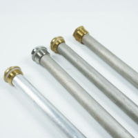 Tiges d'anode en magnésium résistant à la corrosion certifiées ISO 9001 à haute efficacité Chauffe-eau solaires Raccords de tuyauterie personnalisés flexibles