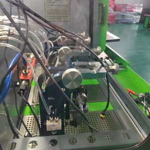 Testeur d'injecteurs Common Rail de haute qualité CR726 : Peut tester 4 ou 6 injecteurs simultanément - Product Image 3