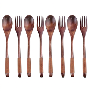 Ensemble de couverts en bois, cuillère et fourchette, design minimaliste, finition mate, manche en bois, écologique, fabriqué à la main, pour le camping - Product Image 1