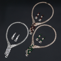 Ensemble collier et boucles d'oreilles de haute qualité à motif léopard, zircon cubique unique, accessoire de fête parfait pour femmes, en cuivre - CN11216