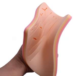 Coussin d'entraînement aux sutures extra large - Modèle de formation en silicone réutilisable pour les étudiants en médecine et les chirurgiens - Product Image 3