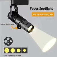 Projecteur LED sur rail en aluminium, CRI 90 élevé, noir, 50 000 heures, pour restaurant, peinture, fond photo, bar, KTV, éclairage de projection focalisable