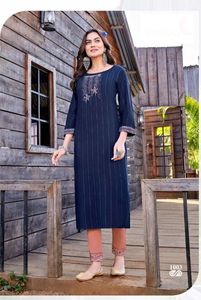 Pantalon Kurtis en rayonne Dobby lourde avec travail à la main pour fête de mariage et tenue régulière disponible à un prix abordable - Product Image 6