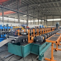 Macchina profilatrice a rulli a Z ad alta efficienza per la produzione di travi in acciaio laminato a freddo per sistemi di copertura di edifici metallici