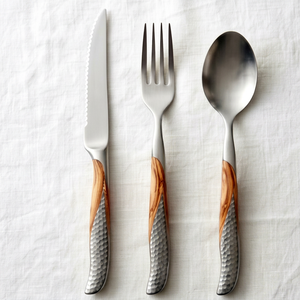 Couverts élégants en acier inoxydable avec manches en bois, parfaits pour les mariages, le service de repas, les hôtels, la cuisine et l'usage domestique. - Product Image 1