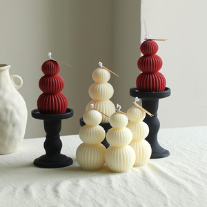 เทียนหอมทรงกลมสไตล์นอร์ดิก - Product Image 1