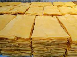 Caoutchouc naturel vietnamien de haute qualité RSS1/RSS3 feuilles fumées côtelées Application de joint de coupe de tapis de Yoga - Product Image 3