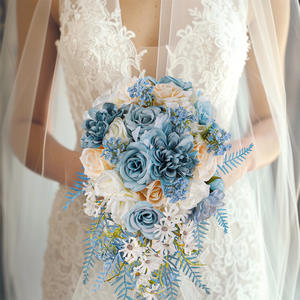 Ramo de Novia Artificial de Alta Gama, Ramo de Dama de Honor, Rosas en Forma de Gota de Agua, Hecho a Mano, Decoración para el Día de San Valentín y Bodas - Product Image 4