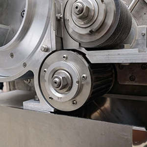 Grande machine automatique à découper les betteraves, les radis, le chou, les patates douces, les carottes en dés, les gousses d'ail, les piments - Product Image 6