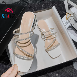Sandalias de Novia con Tiras y Pedrería para el Verano 2025, Zapatos de Fiesta para Mujer con Tacón Ajustable y Antideslizantes - Product Image 1