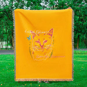 Manta de Picnic Personalizada, Alfombra, Tapiz, Tejido Jacquard de Algodón y Poliéster con Diseño de Perro o Gato - Product Image 4