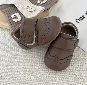 Chaussures plates décontractées pour enfants, chaussures pour bébé élégantes et mignonnes, en cuir et à fermeture auto-agrippante, pour garçons - Product Image 4