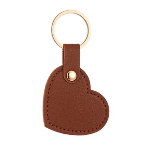 Porte-clés personnalisés en cuir PU avec logo d'entreprise en relief, cadeaux promotionnels pour clients et employés - Product Image 5