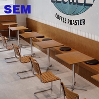 Ensemble table et chaises SEM de style rétro avec banquette en contreplaqué marin pour restaurants coréens, cafés et repas décontractés
