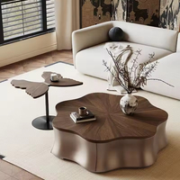 Table basse en bois massif de style moderne italien vintage, design en forme de pétales de papillon, décoration simple pour la maison, style bois massif pour le salon