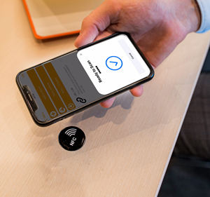 Biểu tượng tùy chỉnh mã QR 25 mét RFID ntag213 NFC Mini tag chống kim loại PVC + Epoxy Sticker - Product Image 5