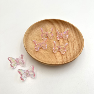 Couleur plaquée UV acrylique transparent couleur tridimensionnelle papillon trou Vertical petit papillon bricolage voiture pendentif accessoires - Product Image 3