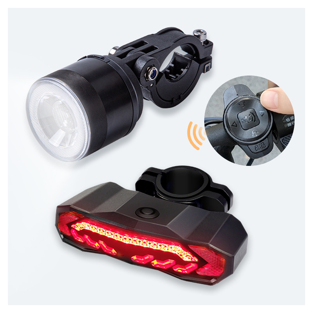 Smart Wireless LED Bicycle Lights Set Waterproof Front Tail Lights Rechargeable Safety Bike Turn Signal Plastic Rear Alarm