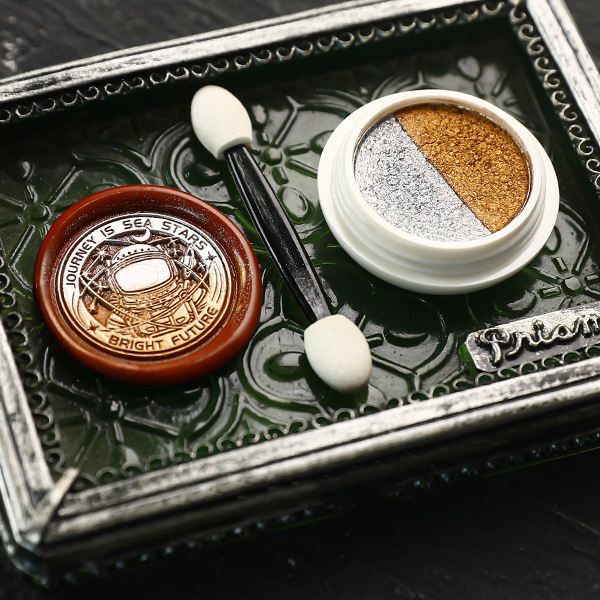 Gold and silver dual color