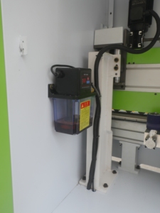 Máquina de Enchapado de Cantos Automática para Aluminio y Madera JD-FK768, Alta Velocidad, Sin Enjuague, 7KW, Velocidad de Alimentación de 10~15m/min, 380V, 1 Año de Garantía - Product Image 3