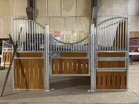 Chine fournisseur intérieur bambou plankinfiled cheval équipement d'écurie cheval stalle stable