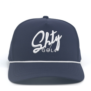 Casquette de baseball imperméable personnalisée en gros à 5 panneaux avec perforations découpées au laser pour le sport - Product Image 3