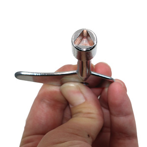 Clé universelle pour serrure <span class=keywords><strong>de</strong></span> porte d'ascenseur, clé <span class=keywords><strong>de</strong></span> compteur d'eau, clé utilitaire, clé triangulaire pour <span class=keywords><strong>plombier</strong></span>, pour armoires, métros, trains - Product Image 6